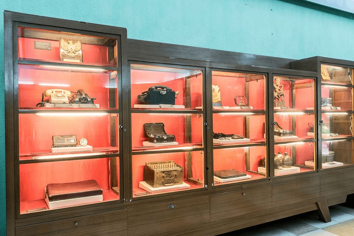 Outstanding tourist spots in the Imperial Citadel of Thang Long - D67 Revolutionary House
