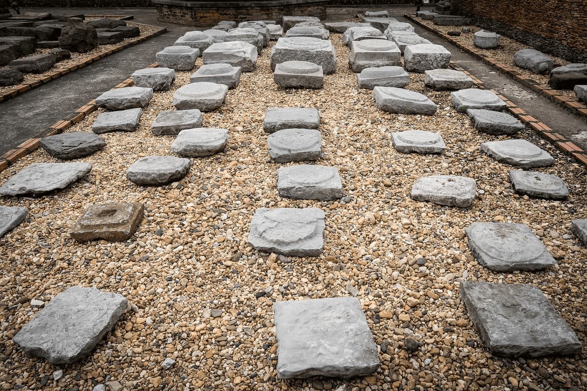 Discover the Imperial Citadel of Thang Long from A to Z - Archaeological site in the Citadel