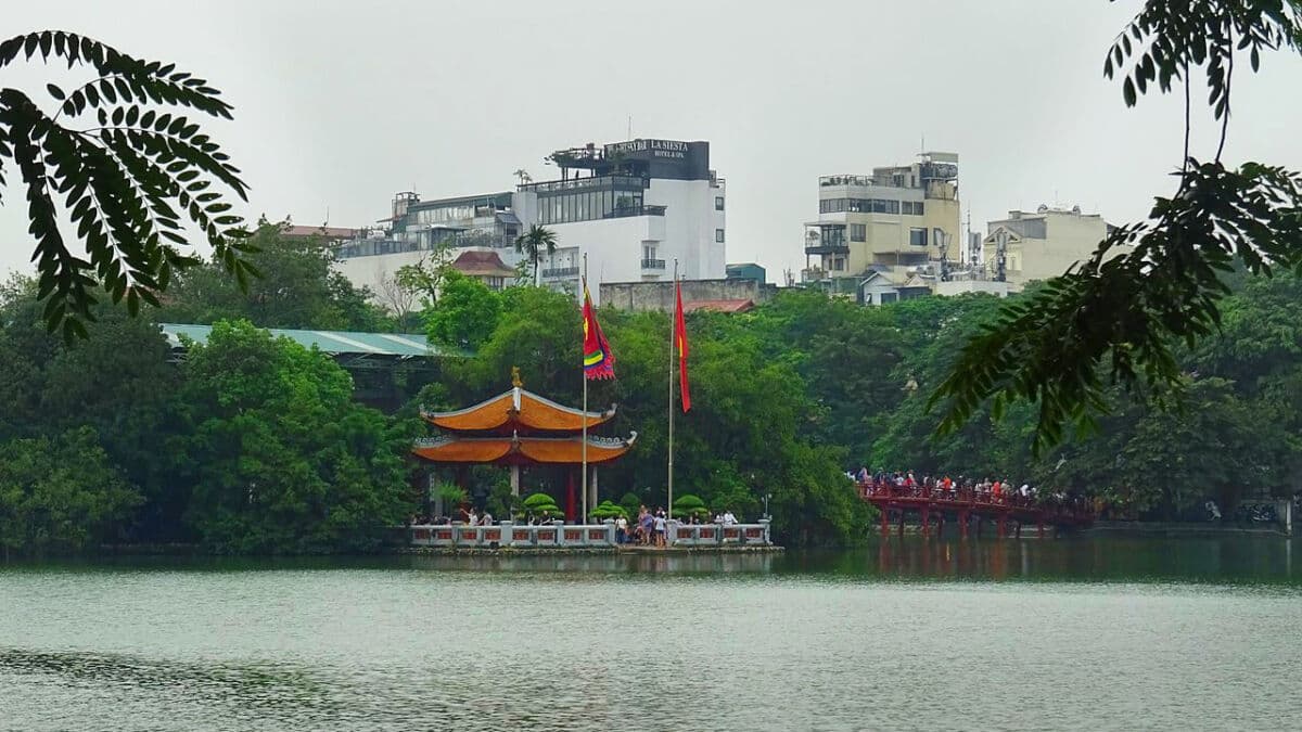What to See around Sword Lake - Ngoc Son Temple