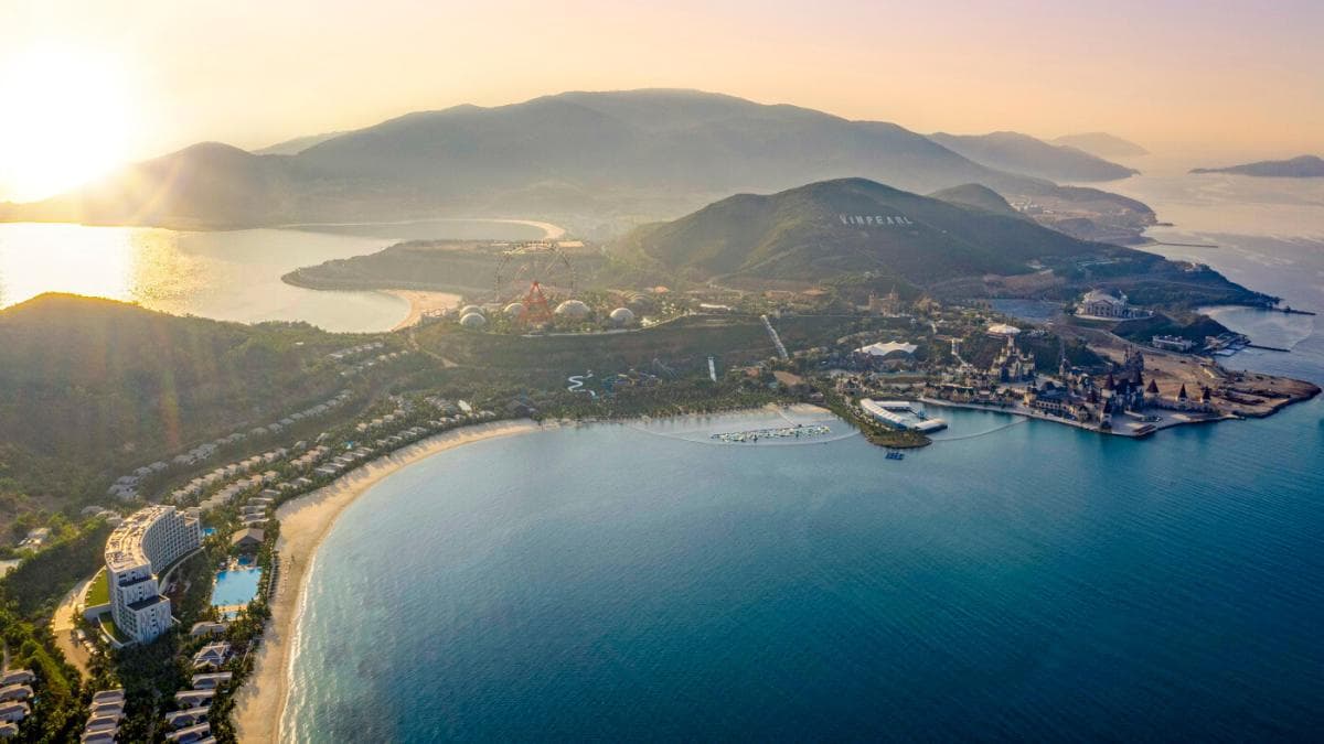 10 Most Beautiful Beach Destinations In Vietnam 00