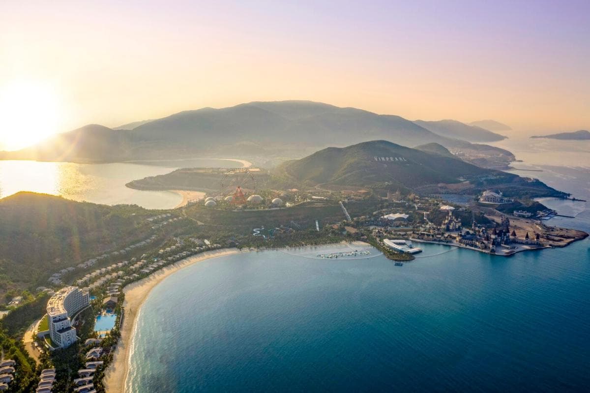 Beach Destinations in Vietnam: Hon Tre (Nha Trang)