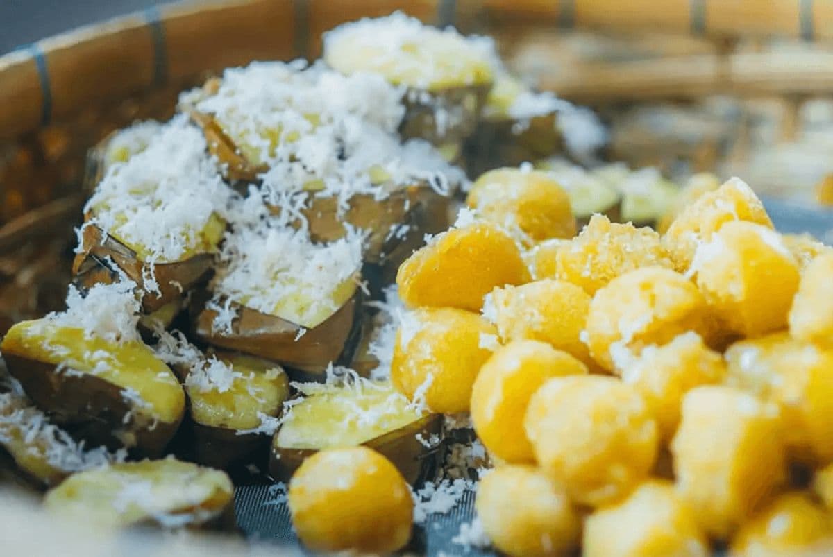 Phu Quoc Cuisine: Palm sugar honeycomb cake