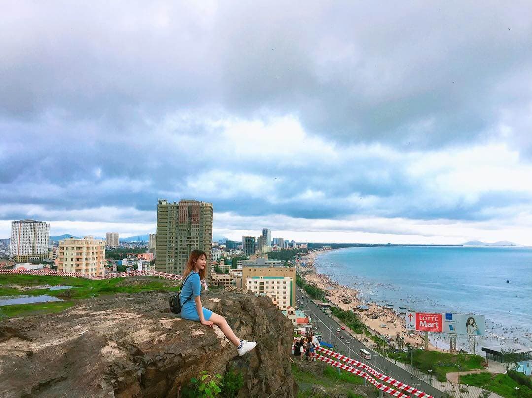 Vung Tau Attractions: Pig Hill