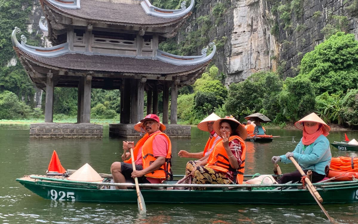 Ninh Binh Day Trip Trang An Bai Dinh and Mua Cave