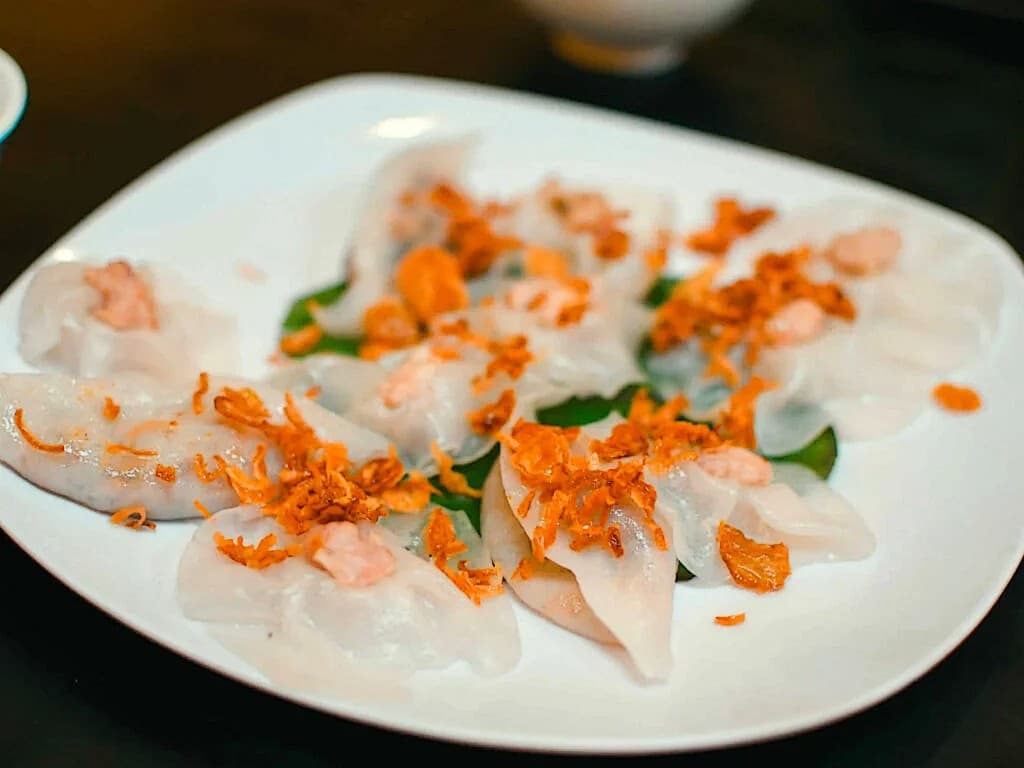 Best Local Food in Hoi An - Banh Bao Banh Vac (White Rose Dumplings)