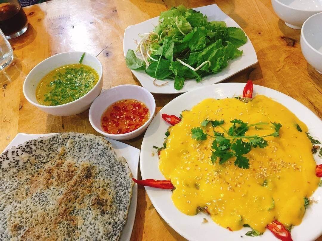 Food in Phu Quoc Island - Crab Blood Soup