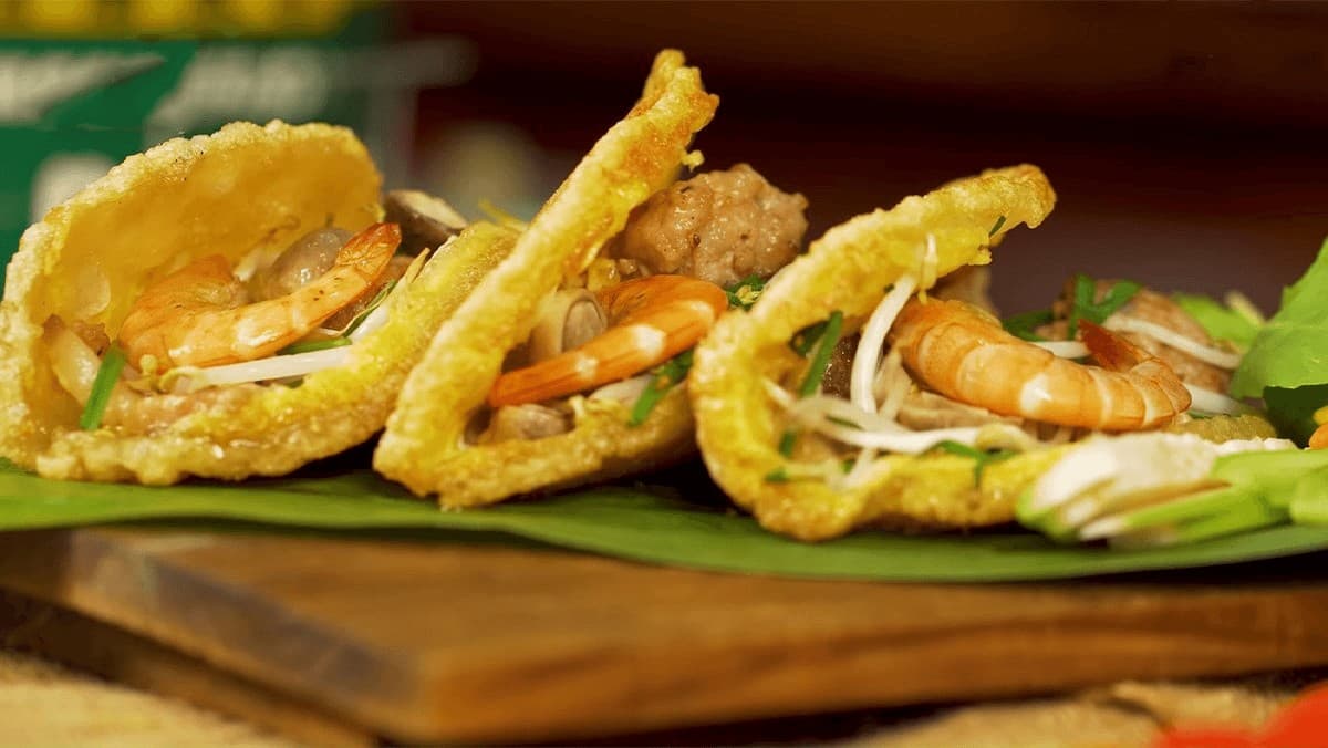 Hue Travel Guide: Must-Try Local Food - Banh Khoai