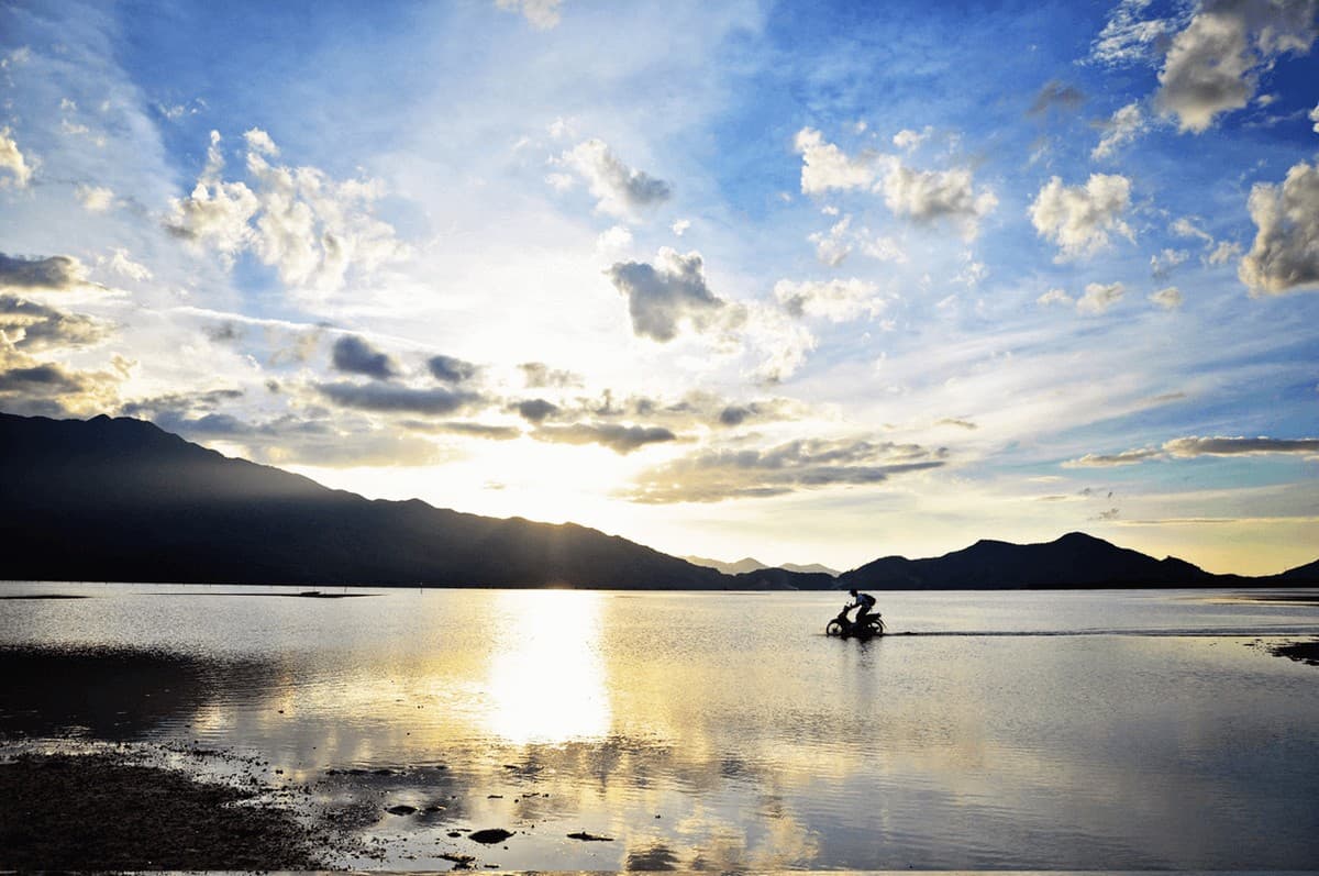 Hue Travel Guide: Must-Visit Tourist Spots - Lang Co Gulf
