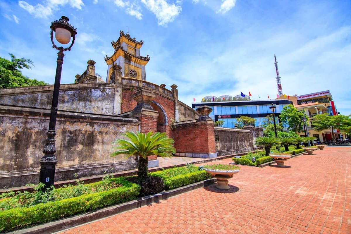 Quang Binh Travel Guide: Must-Visit Destinations - Quang Binh Quan