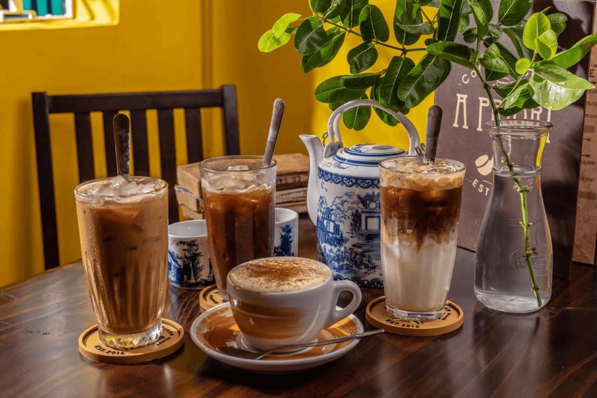 Saigon Travel Guide: Must-Try Local Food - Ca phe sua da