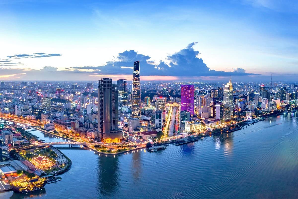 The dynamic Ho Chi Minh City, known as the "Pearl of the Far East"