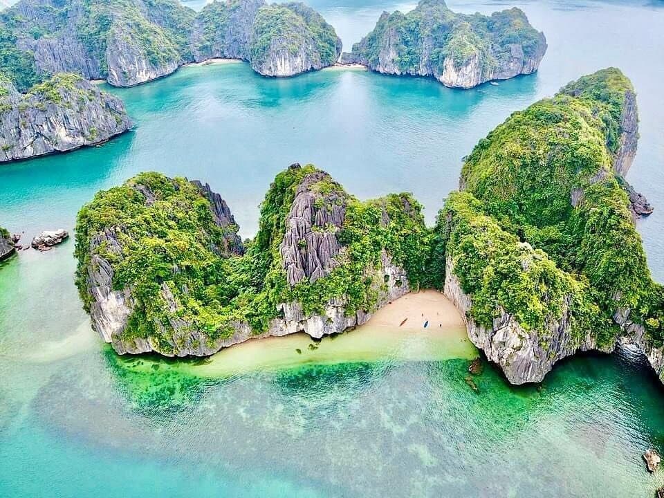 Top Destination in Halong Bay - Lan Ha Bay