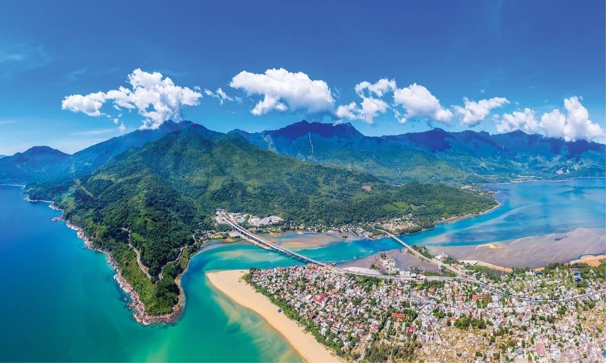 Tourist Attractions in Hue - Lang Co Beach