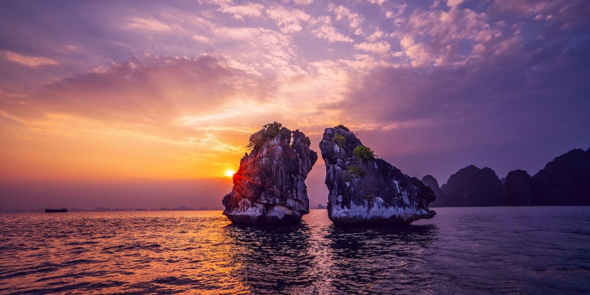 Activities During the Ha Long Bay Cruise