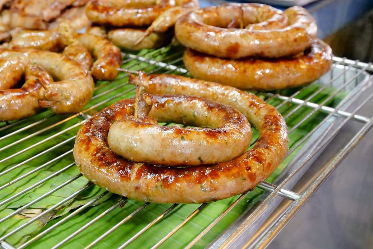 Laos Travel Guide - Laos Food: Sai Oua