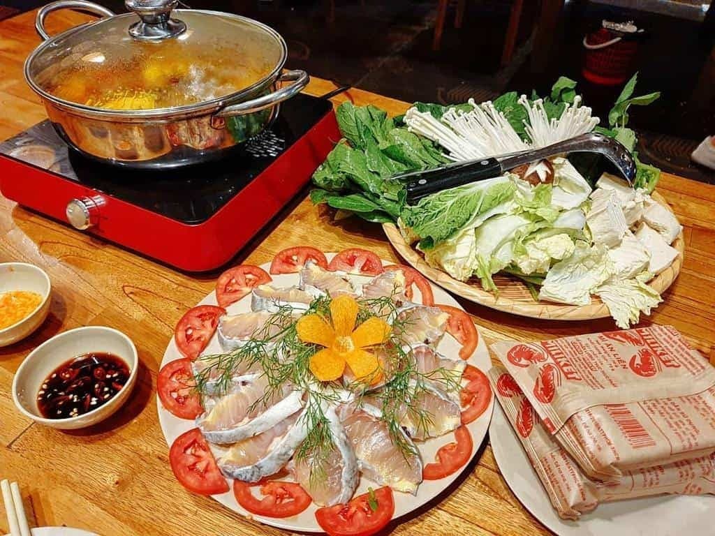 Local Dishes in Sapa - Lau Ca Tam, Ca Hoi (Salmon, Sturgeon Hotpot)