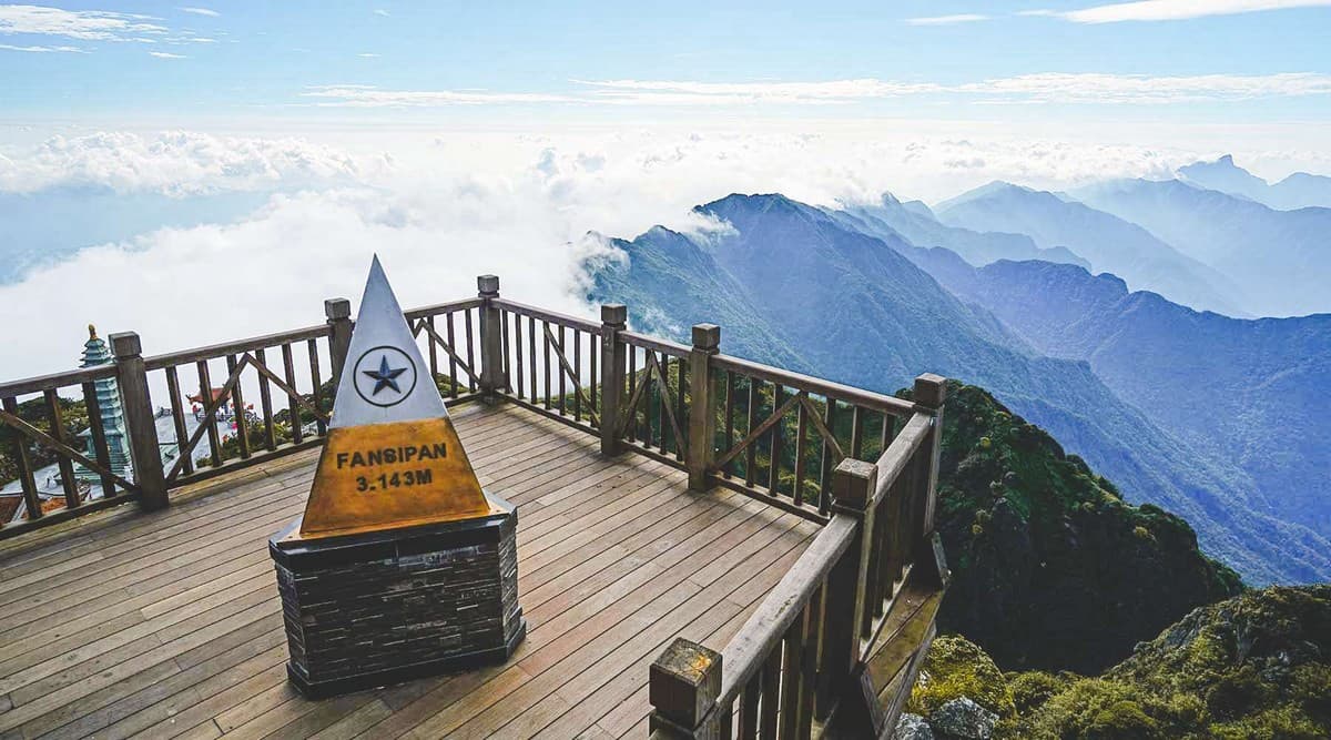 Tourist Attractions in Sapa - Fansipan Mountain