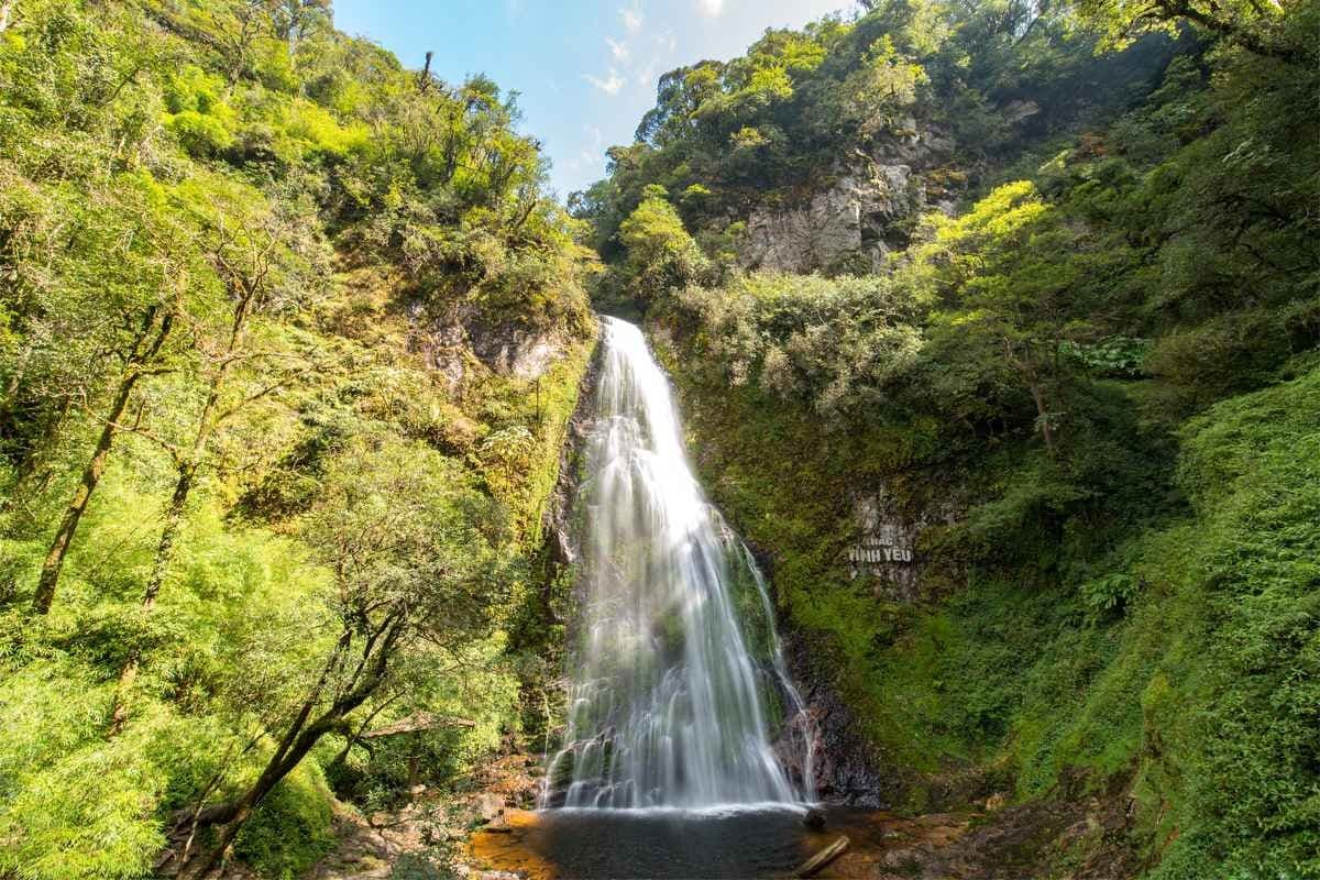 Tourist Attractions in Sapa - Love Waterfall