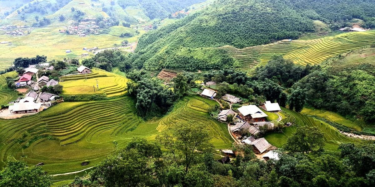 Best Time to Visit Ta Van Village