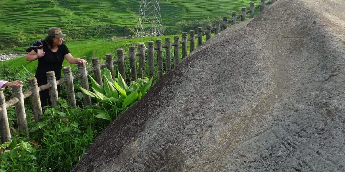 Best Time to Visit Sapa Ancient Rock Field