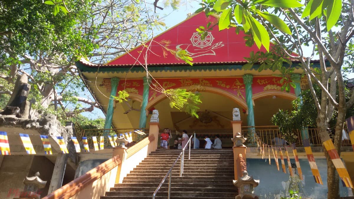 Big Mountain Vung Tau Tam Bao Pagoda