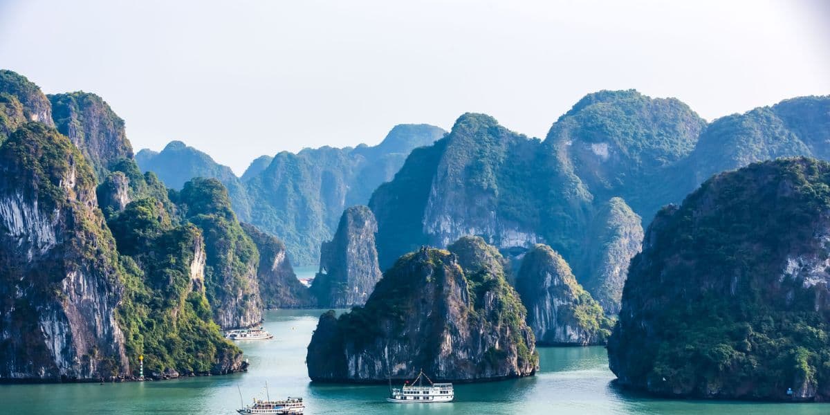 Cheap Halong Bay Cruise Booking Tips and Discounts