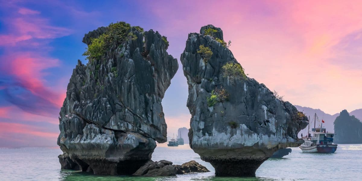 Halong Bay Holidays Coc Cheo Islet