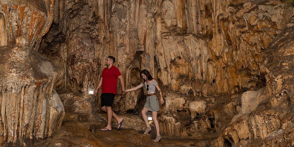 Halong Bay Holidays Trinh Nu Cave