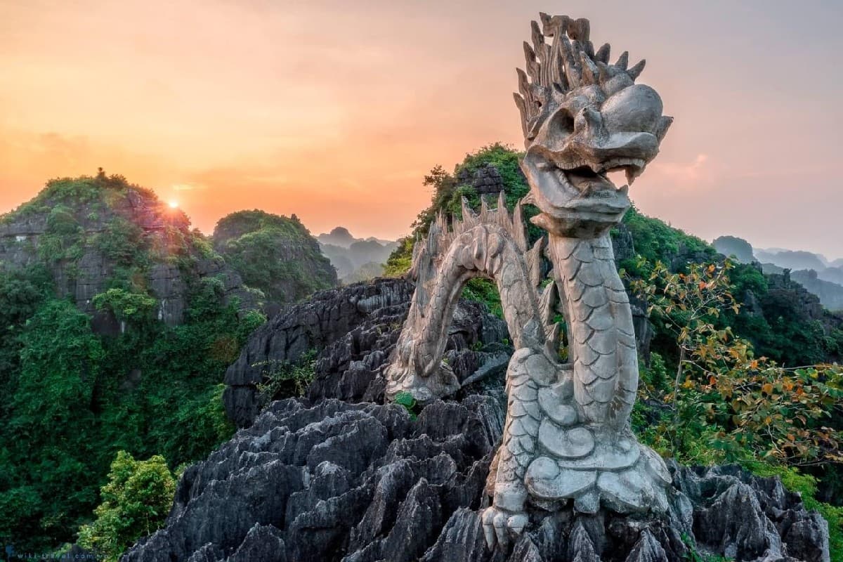 Mua Caves Ninh Binh The stone dragon at the peak of Mua Caves