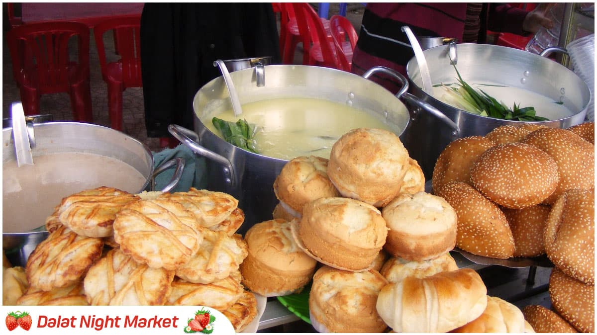 Must-Try in Dalat Night Market - Soy Milk