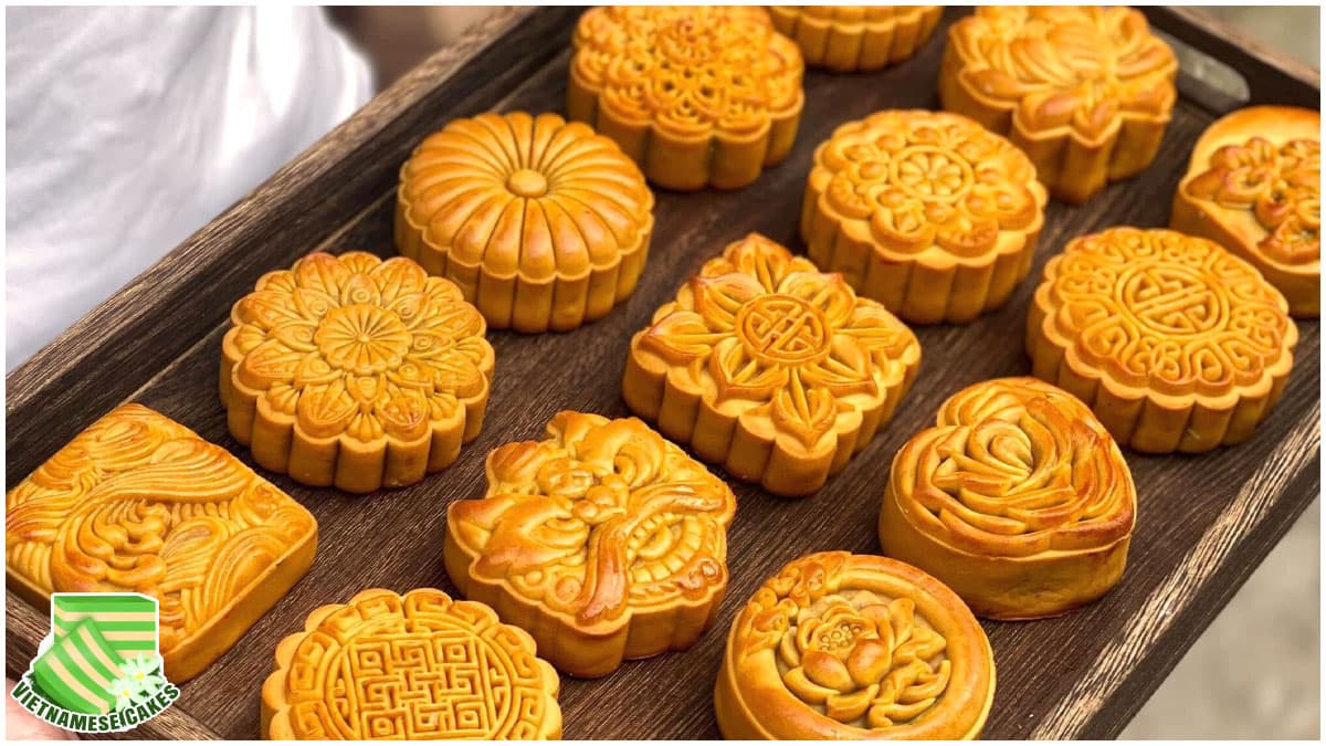 Vietnamese Cakes for Mid-Autumn Festival