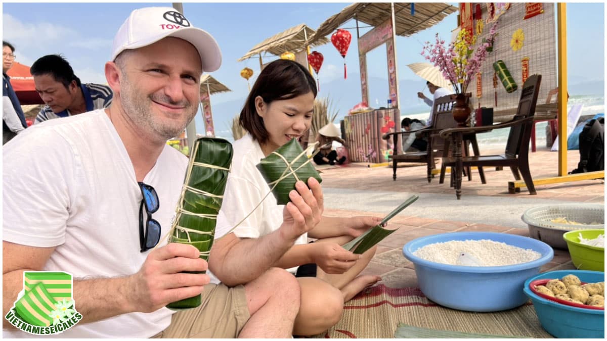 Vietnamese Cakes for Tet