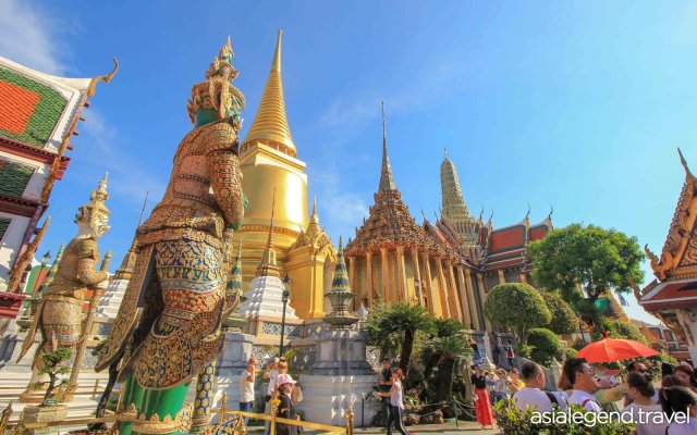 Highlights of Thailand 8 Days 7 Nights Bangkok The Temple of the Emerald Buddha