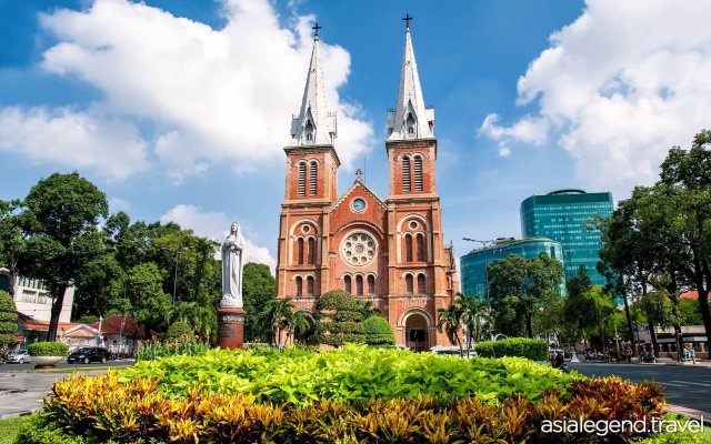 Vietnam Essential Tour 7 Days 6 Nights Saigon Ho Chi Minh City Notre-Dame Cathedral Basilica of Saigon