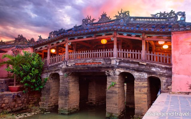 Vietnam Exotic Tour 12 Days 11 Nights Hoi An Japanese Covered Bridge