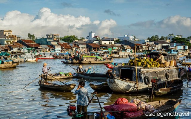 Vietnam Exotic Tour 12 Days 11 Nights Mekong Delta The bustling Cai Rang Floating Market
