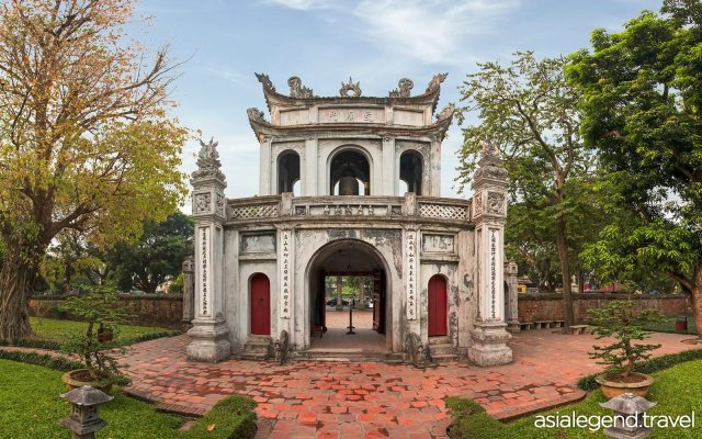 Hanoi Halong Bay or Lan Ha Bay Overnight on Cruise 4 Days 3 Nights Hanoi Temple of Literature