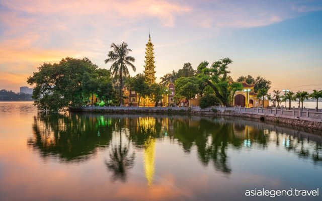 Hanoi Halong Bay or Lan Ha Bay Overnight on Cruise 4 Days 3 Nights Hanoi Tran Quoc Pagoda