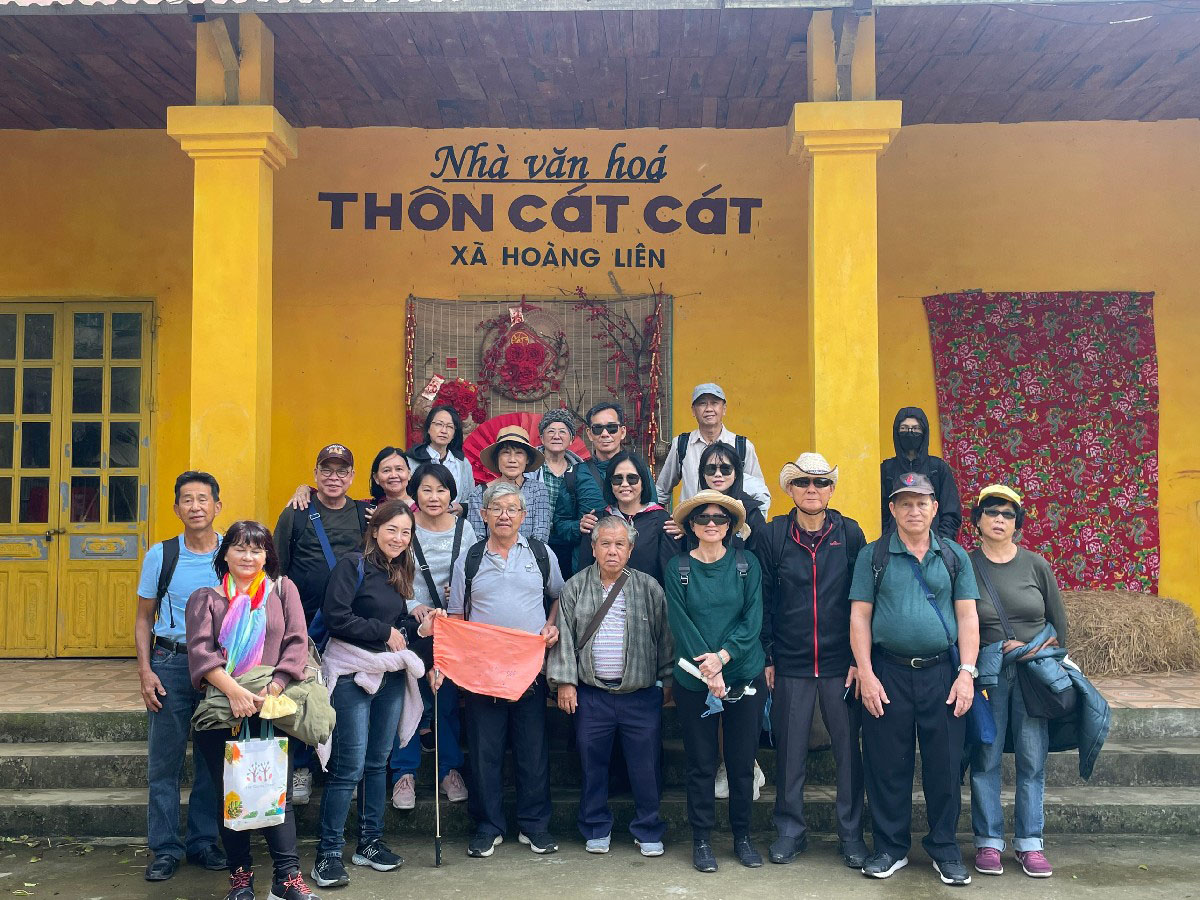 Hanoi – Sapa – Halong Bay – 6 Days 5 Nights Sapa Cat Cat
