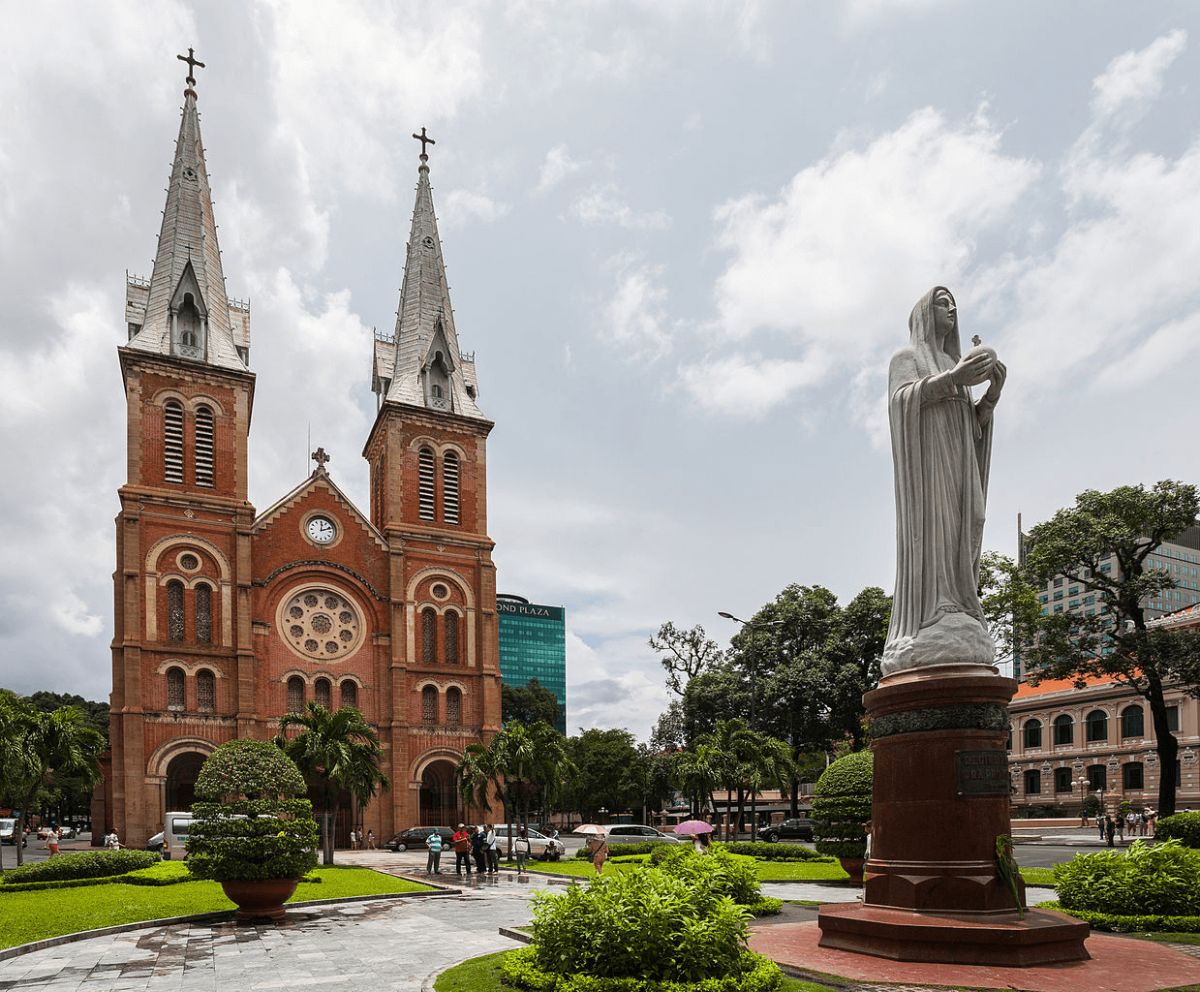 Tourist Attractions in Ho Chi Minh City: Notre Dame Cathedral