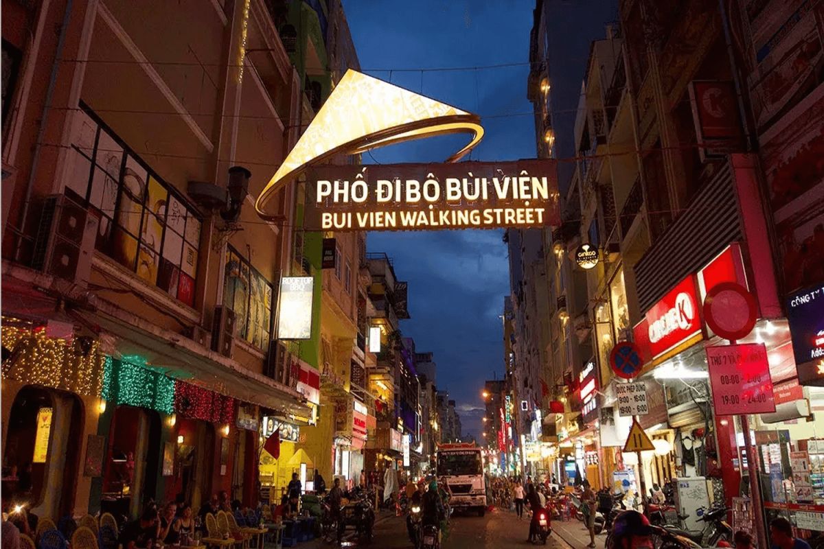 Tourist Attractions in Ho Chi Minh City: Bui Vien Walking Street