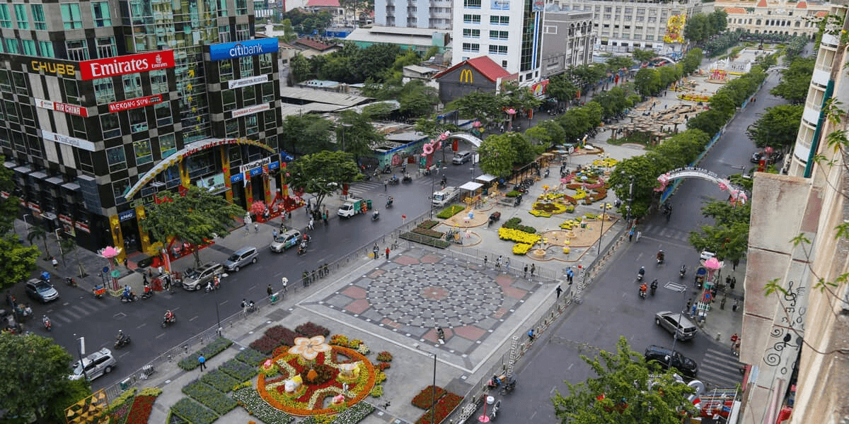Tourist Attractions in Ho Chi Minh City: Nguyen Hue Walking Street