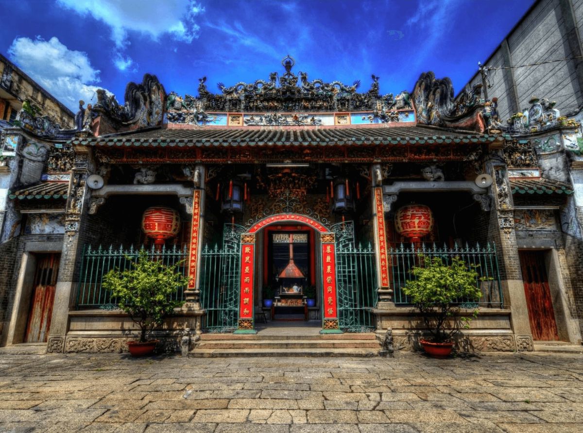 Tourist Attractions in Ho Chi Minh City: Thien Hau Temple