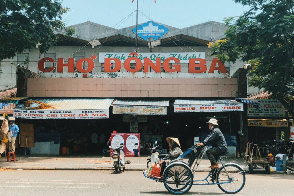 Hue Description - Dong Ba Market