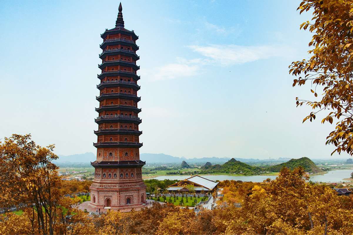 Ninh Binh Description - Bai Dinh Temple