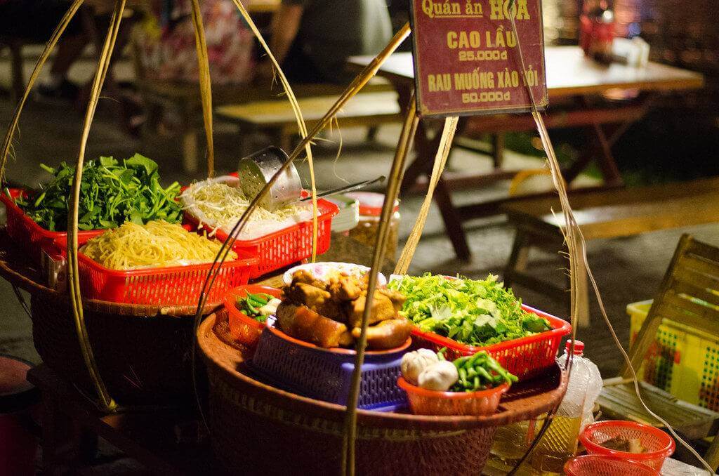 Hoi An Cao Lau vendors