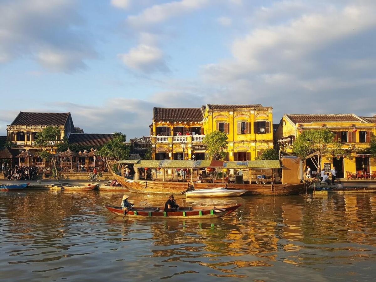 hoi an vietnam featuring an ancient beauty