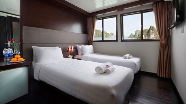 Aclass Stellar Cruise Suite with 2 Single Beds