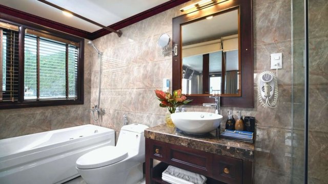 Alisa Premier Cruise Suite Elegant Bathroom with Modern Long Bathtub