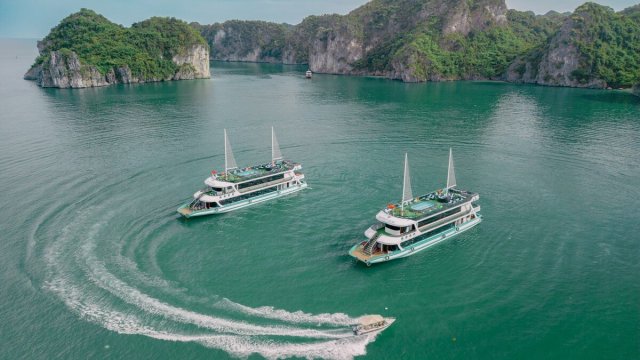 Amethyst Cruise Amethyst Cruises Around Titop Island